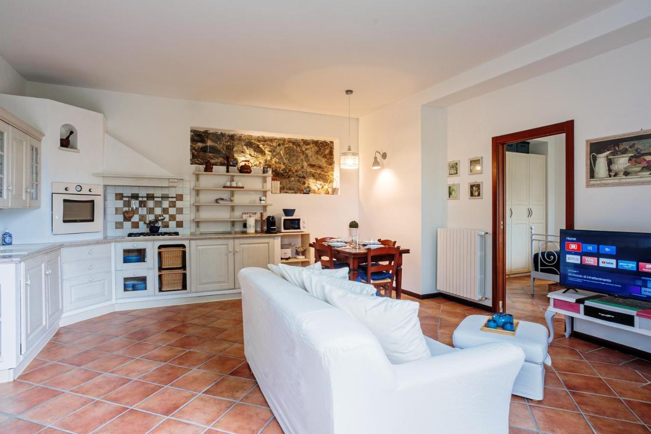 La Suite Del Castello Belgirate Exterior foto